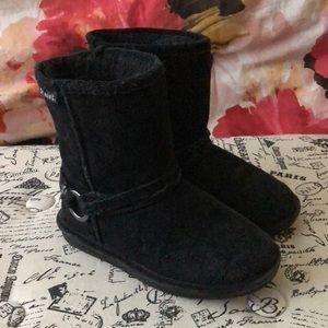 Girls Bearpaw boots